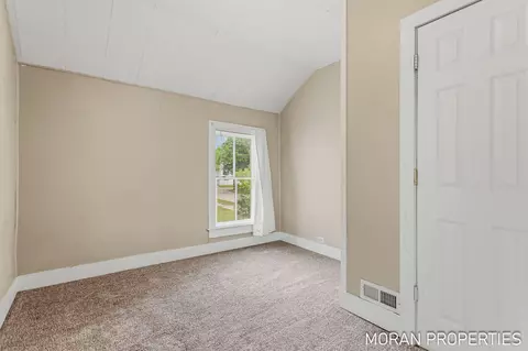 Bedroom - 215 2nd Ave, Big Rapids, MI 49307 photo 6 of 8