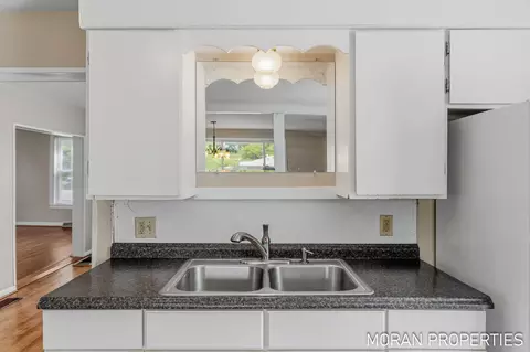 Kitchen - 215 2nd Ave, Big Rapids, MI 49307 photo 6 of 8