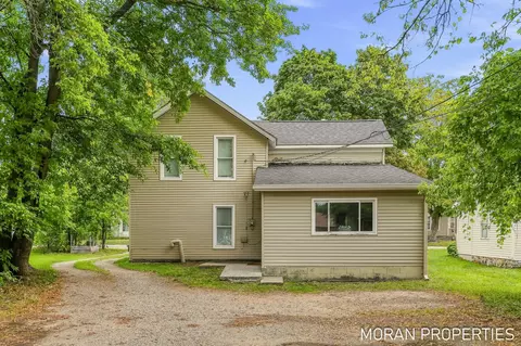 Exterior - 215 2nd Ave, Big Rapids, MI 49307 photo 7 of 7