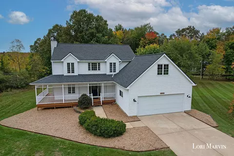 6326 Baldwin St, Hudsonville, MI 49426