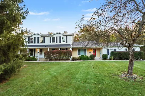 10065 Pepperell Ct, Portage, MI 49024