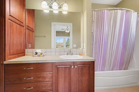 Bath - 6363 Alger St, Allendale, MI 49401 photo 2 of 3