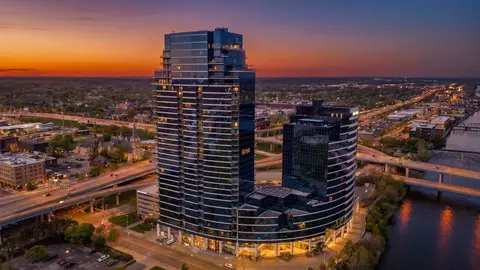 335 Bridge St NW #801, Grand Rapids, MI 49504