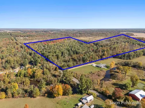155 Th Ave, Morley, MI 49336