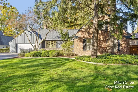 2539 Alger St SE, Grand Rapids, MI 49546