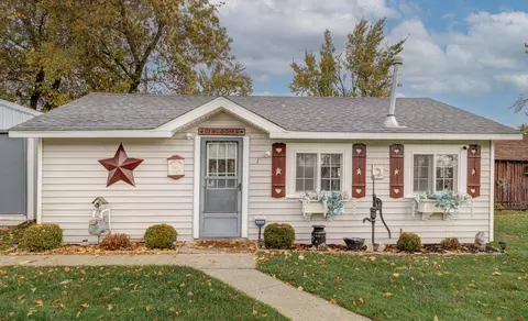 6366 W Houghton Lake Dr #1, Houghton Lake, MI 48629