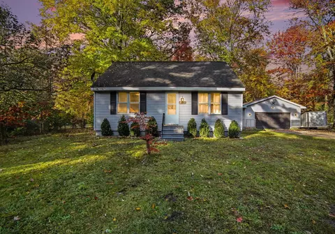 4929 Dalson Rd, Twin Lake, MI 49457