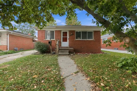 11411 Brady, Redford, MI 48239