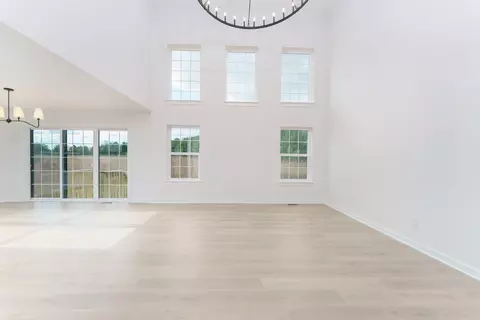 Living - 37 Coronado Dr, Jackson, MI 49201 photo 1 of 3