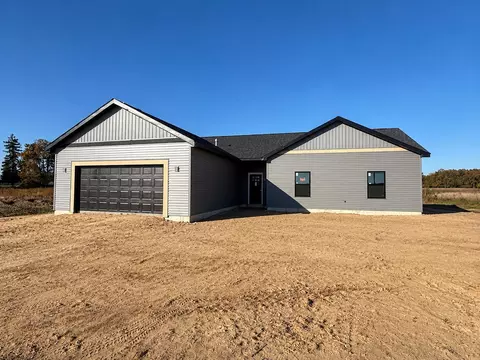1078 24th St, Allegan, MI 49010
