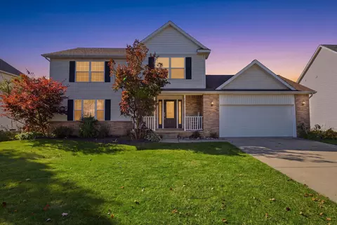 1821 Acorn Valley Dr, Howell, MI 48855