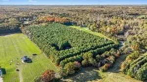 45924 County Road 665 Vl, Paw Paw, MI 49079