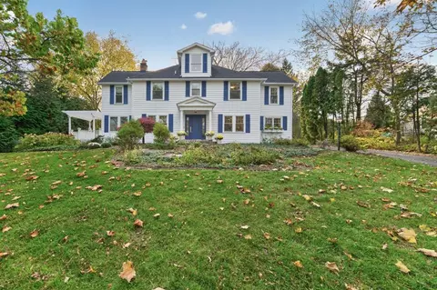 2760 Bedford Rd, Ann Arbor, MI 48104