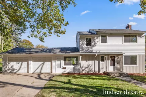 1842 Diamond Ave NE, Grand Rapids, MI 49505