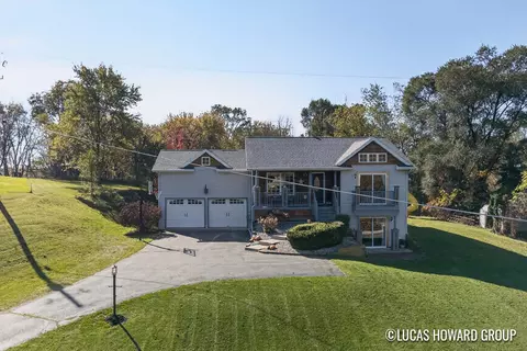 182 Indian Bluffs Dr NE, Sparta, MI 49345