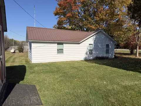 Exterior - 3143 30th Ave, Sears, MI 49679 photo 7 of 26
