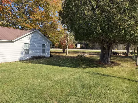 Exterior - 3143 30th Ave, Sears, MI 49679 photo 6 of 26