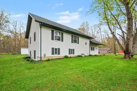 29542 Priest St, Dowagiac, MI 49047