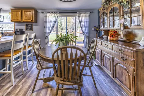 Entry Way - 724 St Helen Rd S, Saint Helen, MI 48656 photo 3 of 5