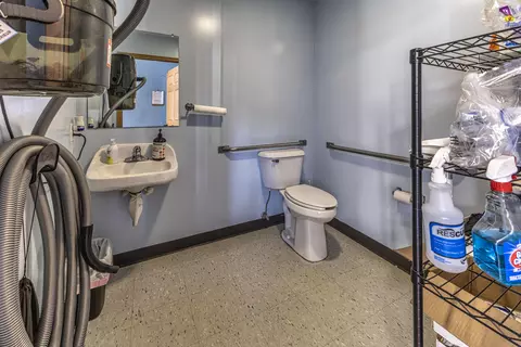 Bath - 724 St Helen Rd S, Saint Helen, MI 48656 photo 5 of 5