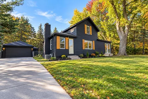 3356 52nd St SW, Wyoming, MI 49418