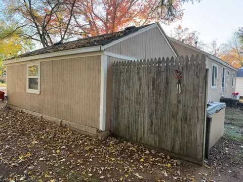 Exterior - 1487 E Pine Hill Ave, White Cloud, MI 49349 photo 3 of 3