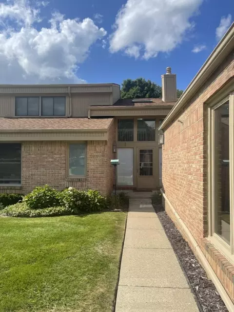 29773 Deer Run, Farmington Hills, MI 48331