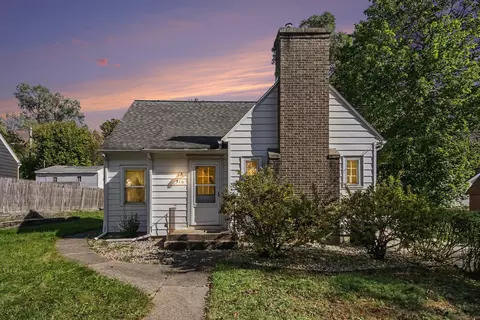 716 Maridell Ave NW, Grand Rapids, MI 49504