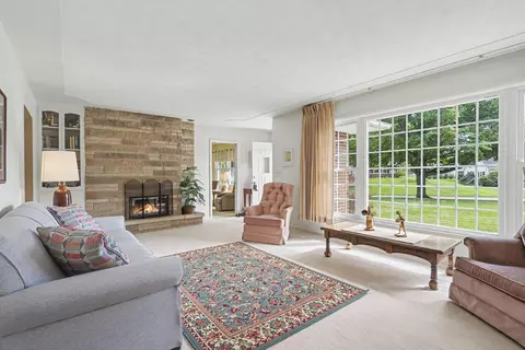 519 Hill Rd, Marshall, MI 49068 photo 5