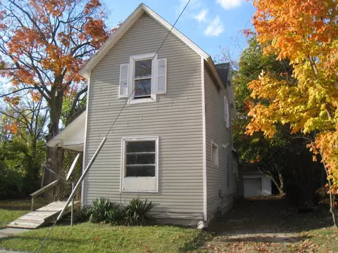358 Bauer Ave, Muskegon, MI 49442