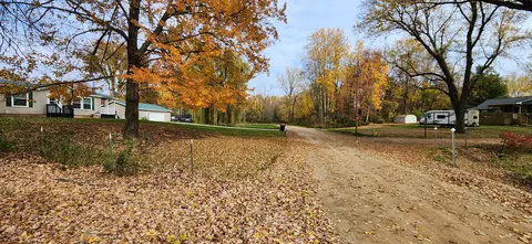 Exterior - 609 W Mohawk Trl, White Cloud, MI 49349 photo 3 of 17