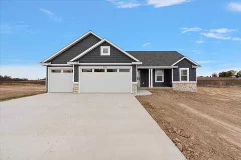 Exterior - 3239 144th Ave, Dorr, MI 49323 photo 3 of 7