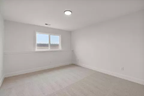Bedroom - 3239 144th Ave, Dorr, MI 49323 photo 6 of 9