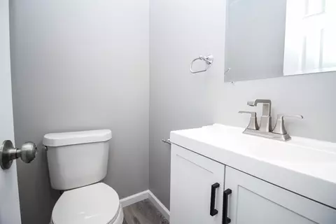 Bath - 58579 Ash Rd, Three Rivers, MI 49093 photo 4 of 6