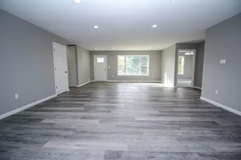 Living - 58579 Ash Rd, Three Rivers, MI 49093 photo 4 of 7