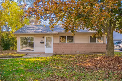 1810 Carol Ann Ave, Ypsilanti, MI 48198