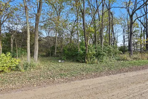 14687 E River Rd, Buchanan, MI 49107 photo 6