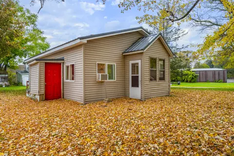 3896 Main St, Riverside, MI 49084