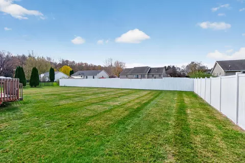 Exterior - 5036 Marble St, Jackson, MI 49201 photo 9 of 13