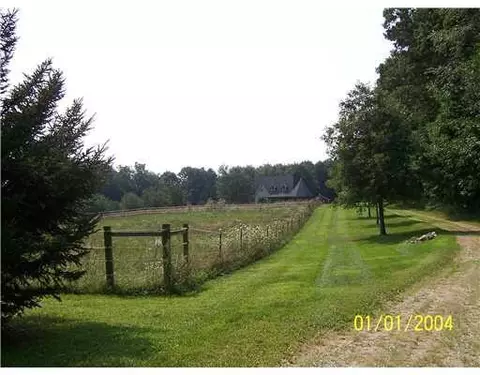 4880 Dutcher, Howell, MI 48843 photo 5