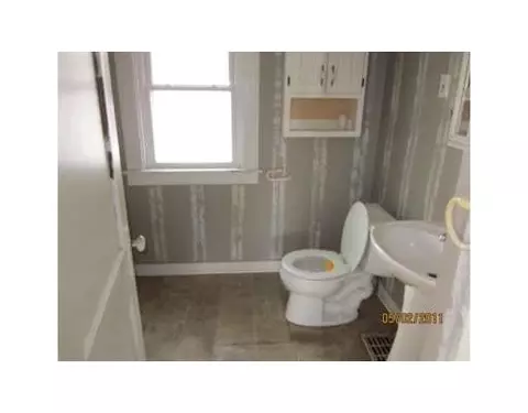 901 Smith, Monroe, MI 48161 photo 7
