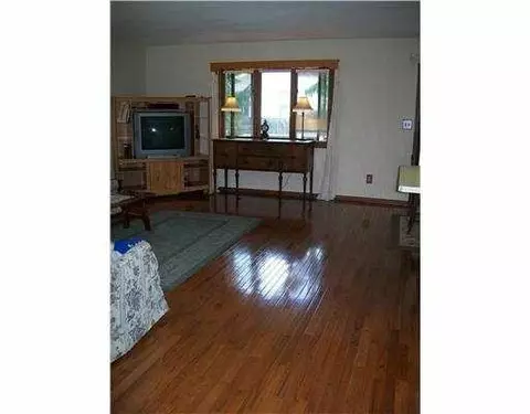 503 Echo Ct, Saline, MI 48176 photo 6