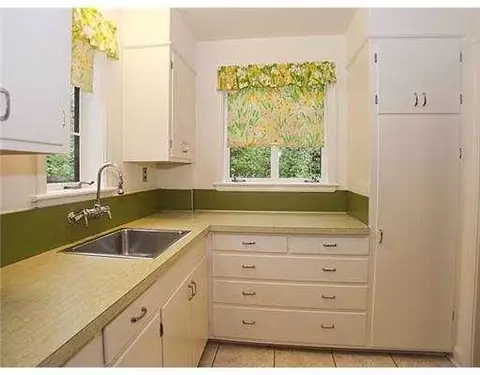 2109 Devonshire, Ann Arbor, MI 48104 photo 10