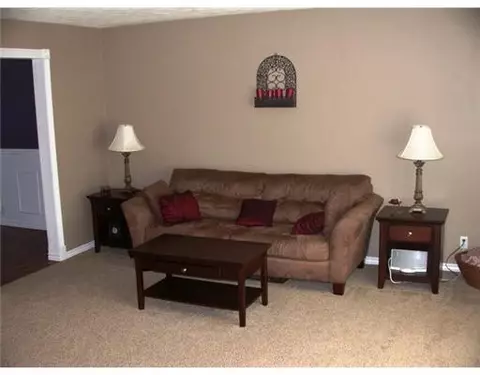 424 Iris, Saline, MI 48176 photo 4