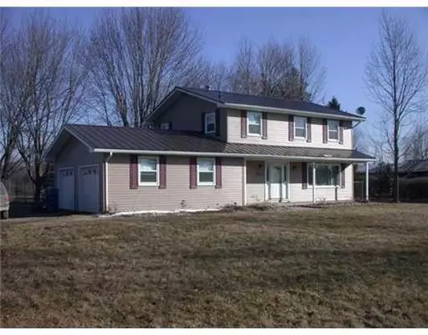 424 Iris, Saline, MI 48176 photo 1
