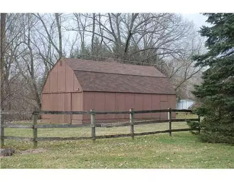 10200 Moon, Saline, MI 48176 photo 5