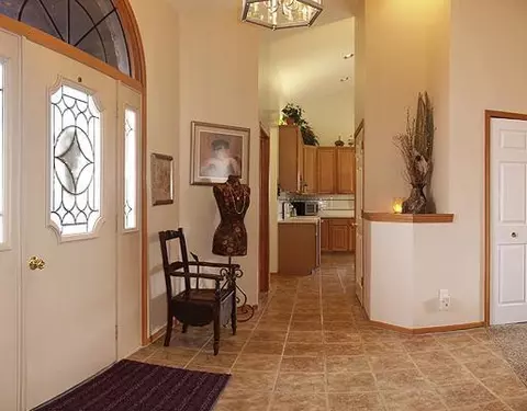 53384 Gregory Dr, Macomb, MI 48042 photo 3