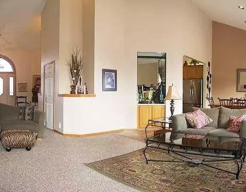 53384 Gregory Dr, Macomb, MI 48042 photo 5