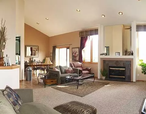 53384 Gregory Dr, Macomb, MI 48042 photo 4