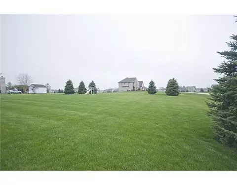 460 Derby Ct, Saline, MI 48176 photo 3